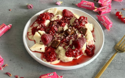 Leniwe z tofu z malinami